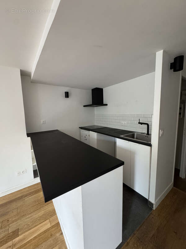 Appartement à PARIS-3E