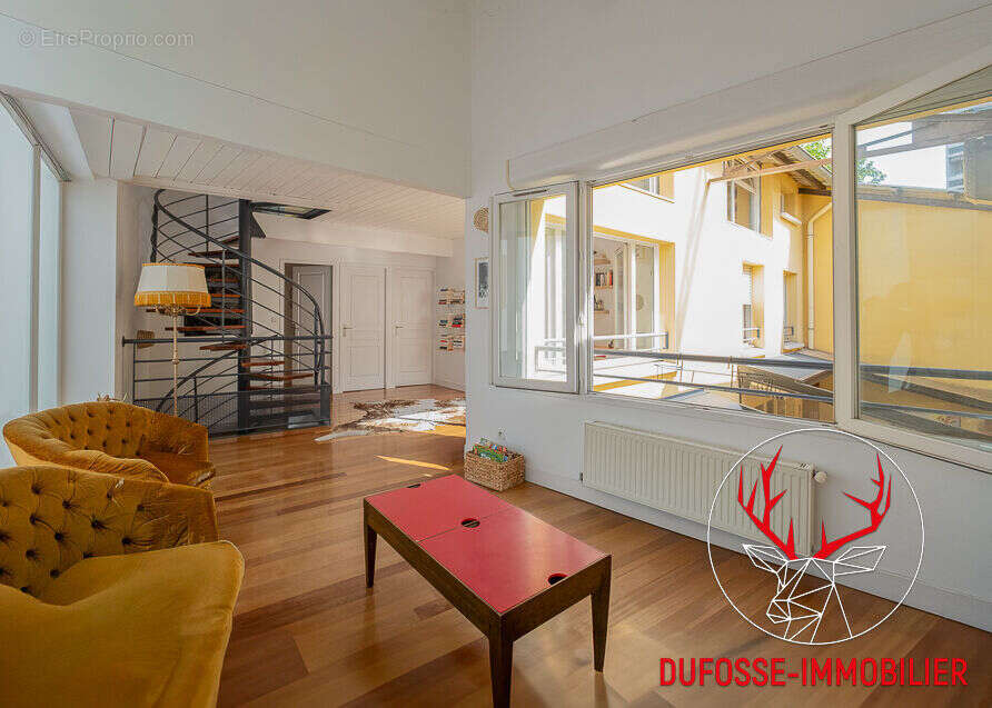 Lyon 8 -Loft  5 pièce(s) 131.40 m2 - photo 7