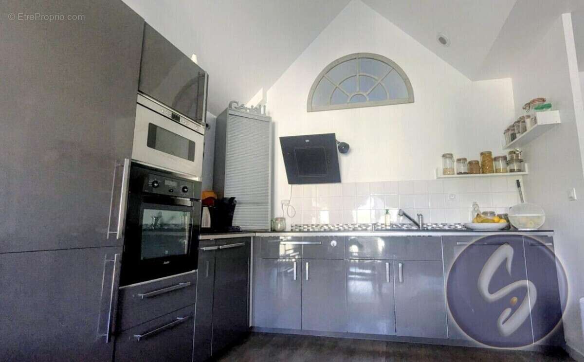 Appartement à SAINTE-LUCE-SUR-LOIRE