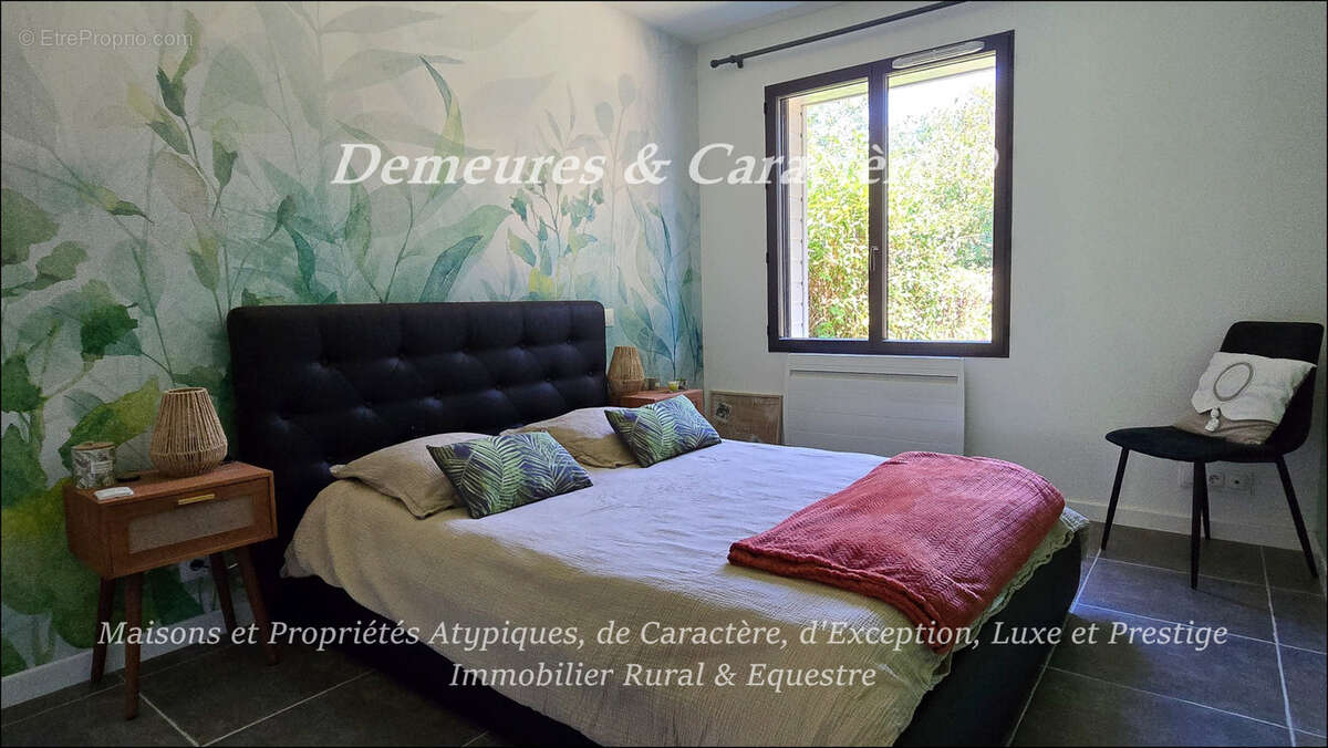 Maison avec piscine et dépendances - photo 15