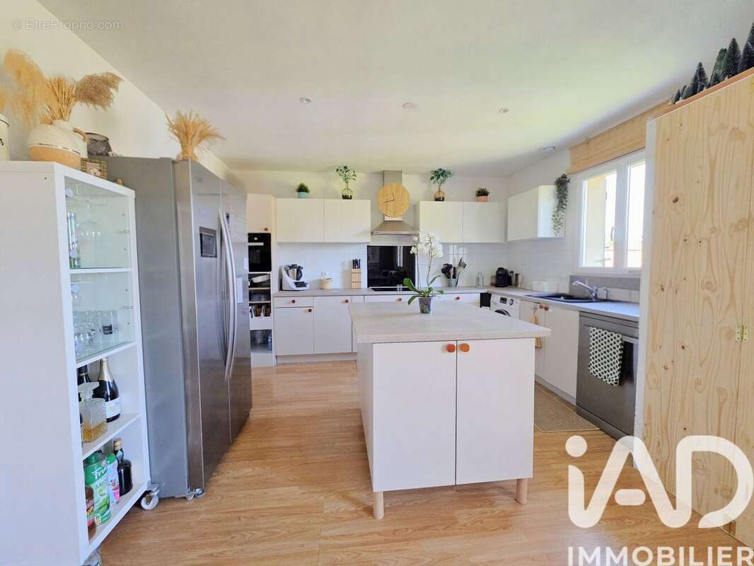 Photo 5 - Maison à MONDONVILLE-SAINT-JEAN