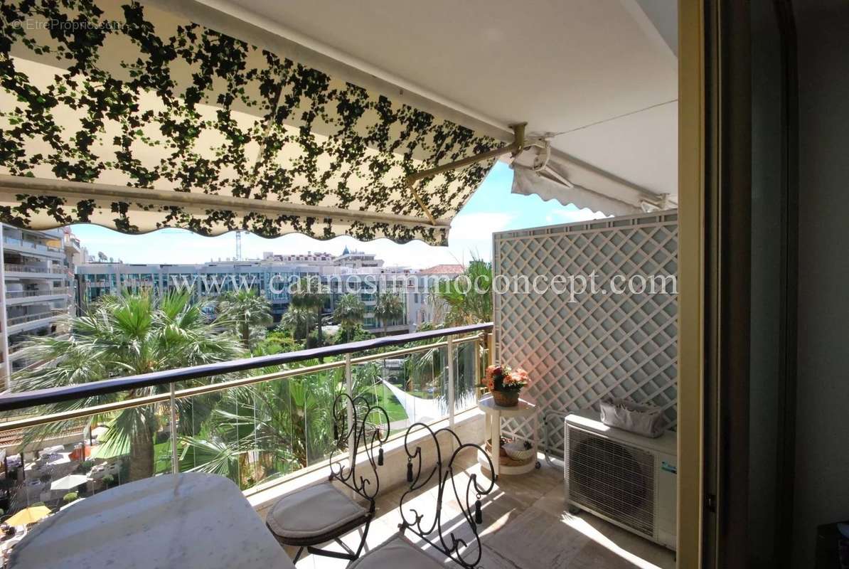 Appartement à CANNES