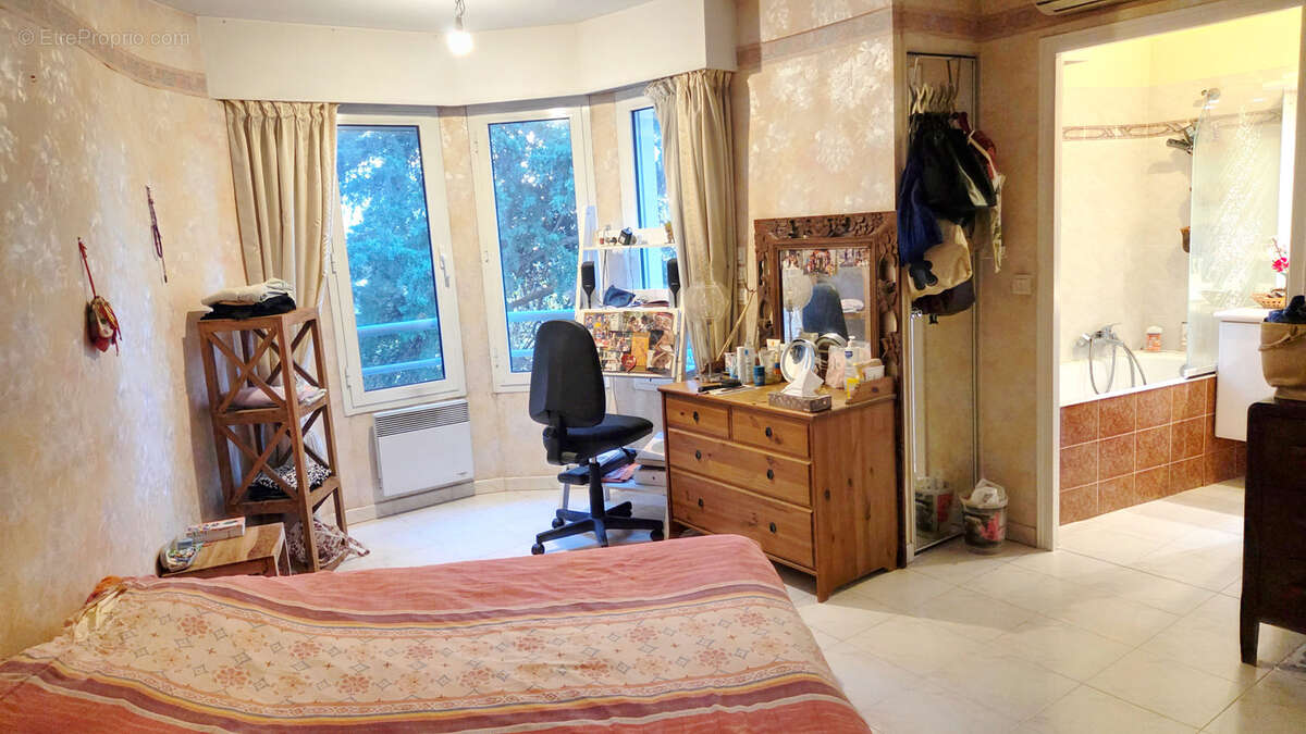 Appartement à LE CANNET