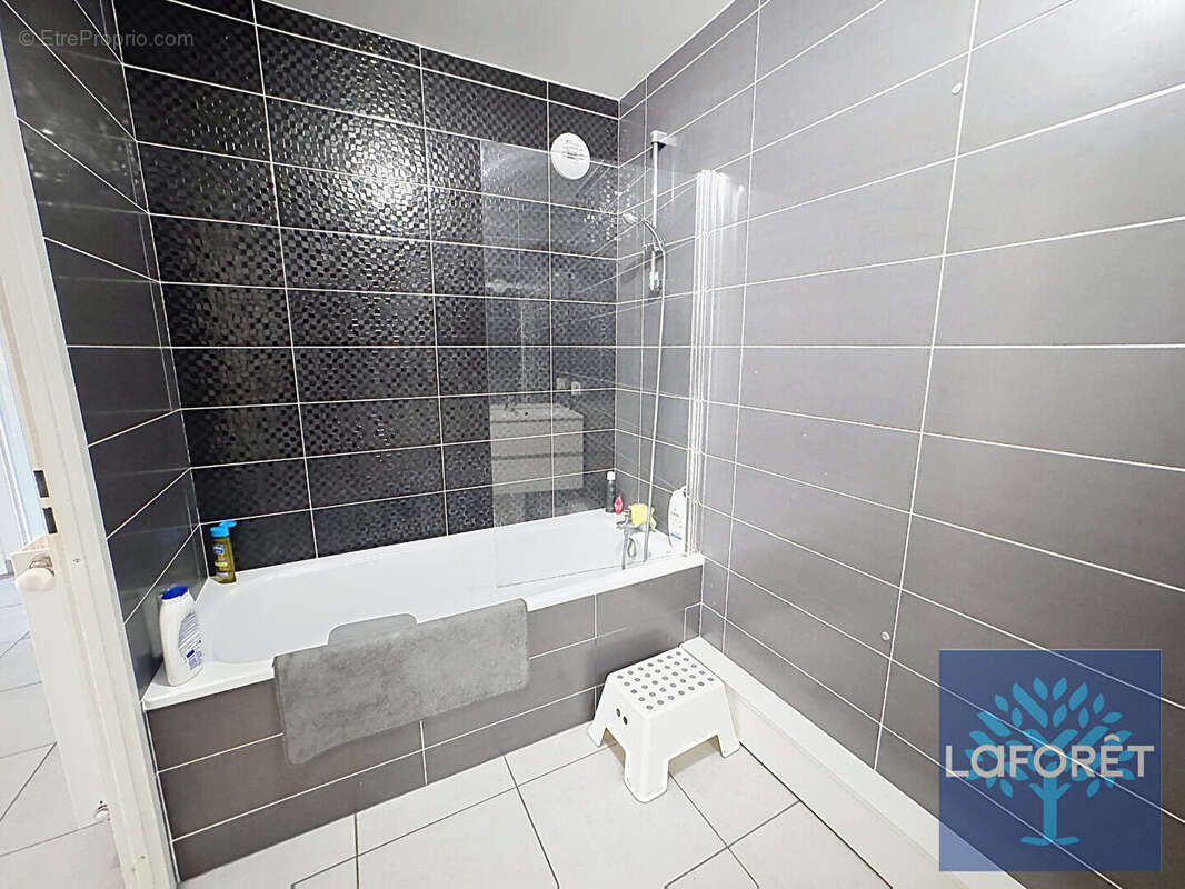 Appartement à NEUILLY-SUR-MARNE
