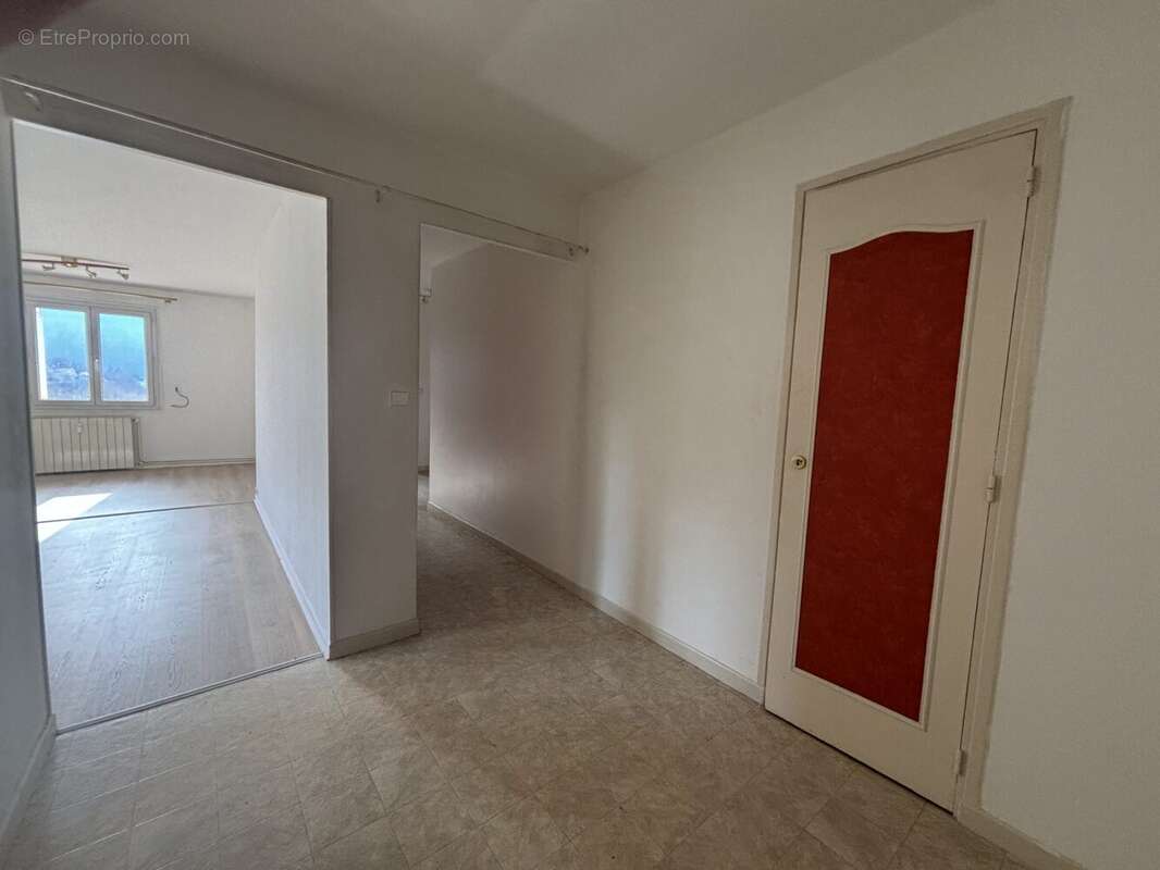 Appartement à PRIVAS