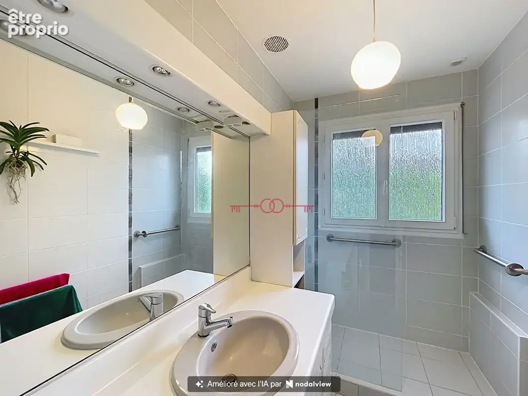 Maison de plain-pied avec jardin arboré et garage TINQUEUX - photo 8