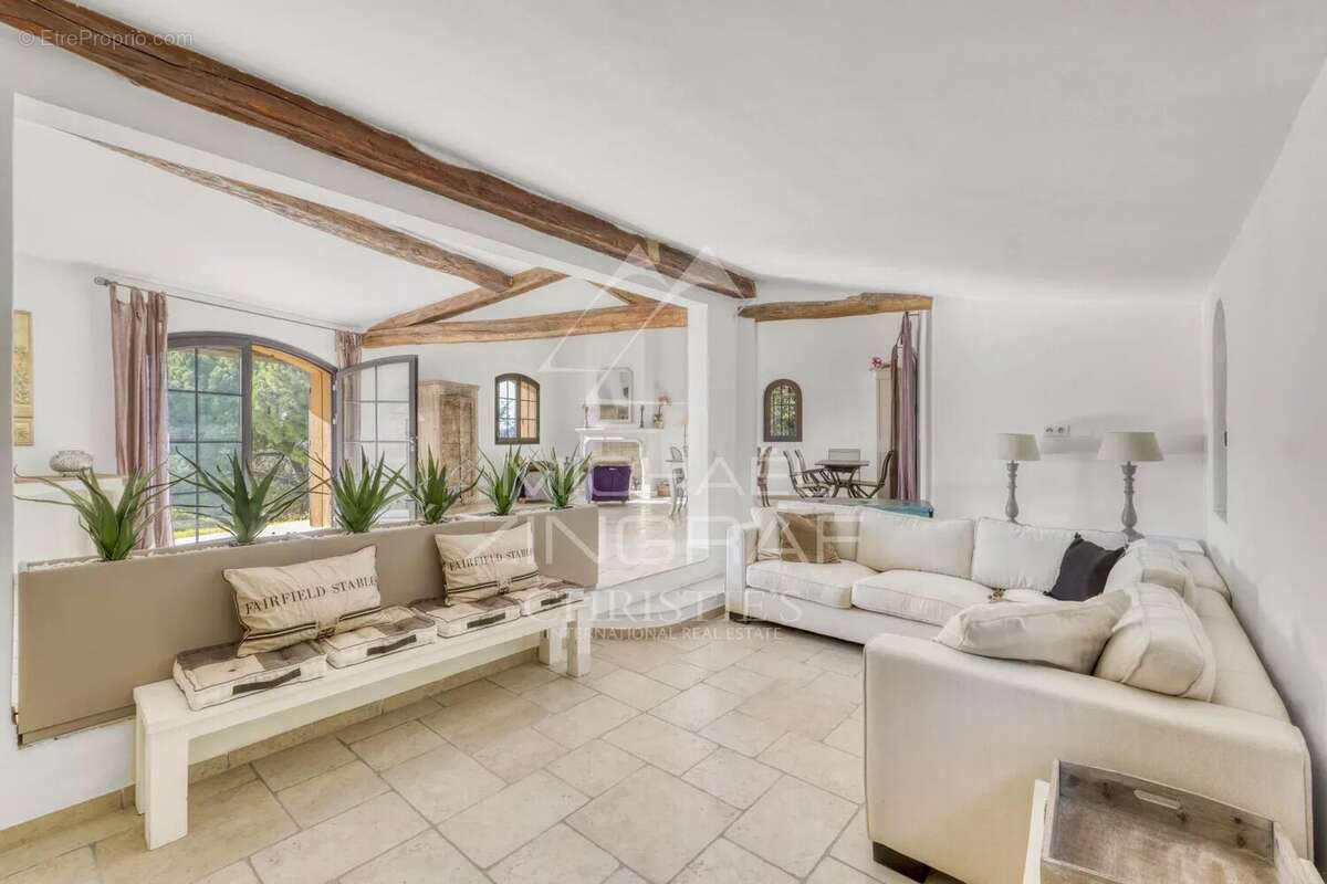 Maison à GRASSE