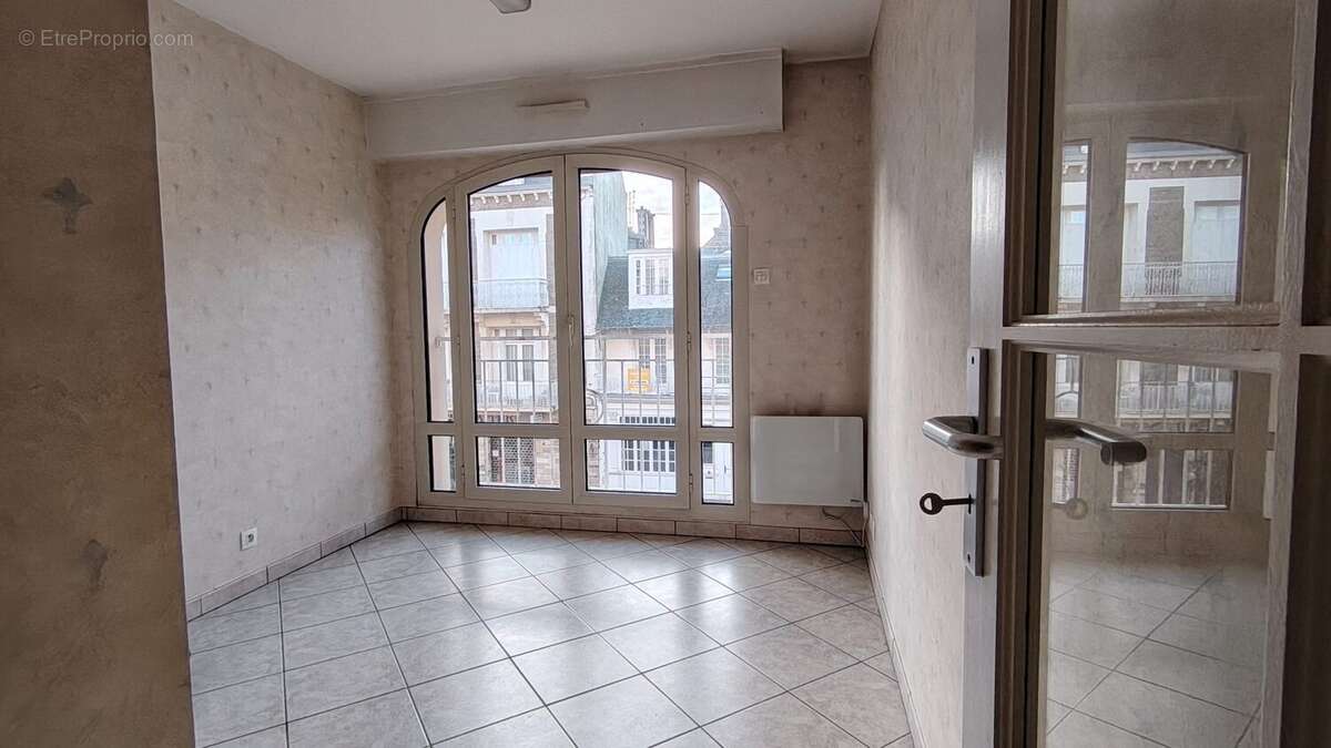 Chambre - Appartement à DINARD