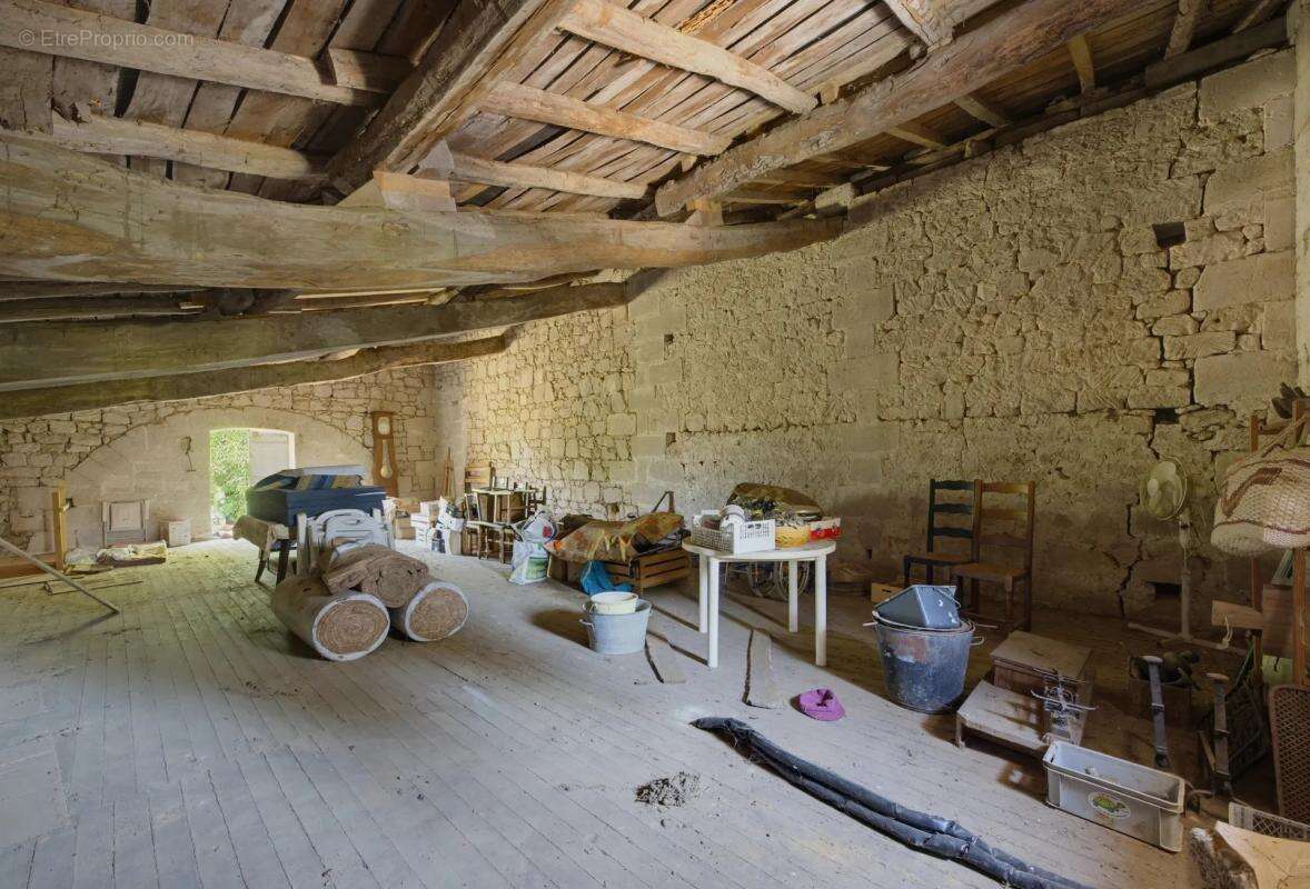 Maison de 5 pièces 3 chambres à Nérigean - photo 12