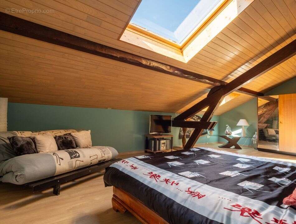 Maison à MONNETIER-MORNEX