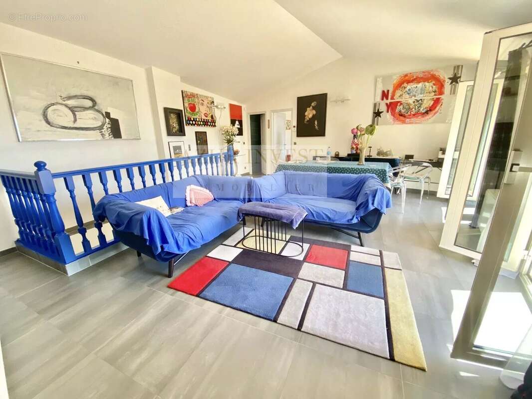 Appartement à ROQUEBRUNE-CAP-MARTIN
