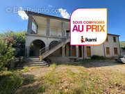 Maison à SAINT-LAURENT-DU-PAPE