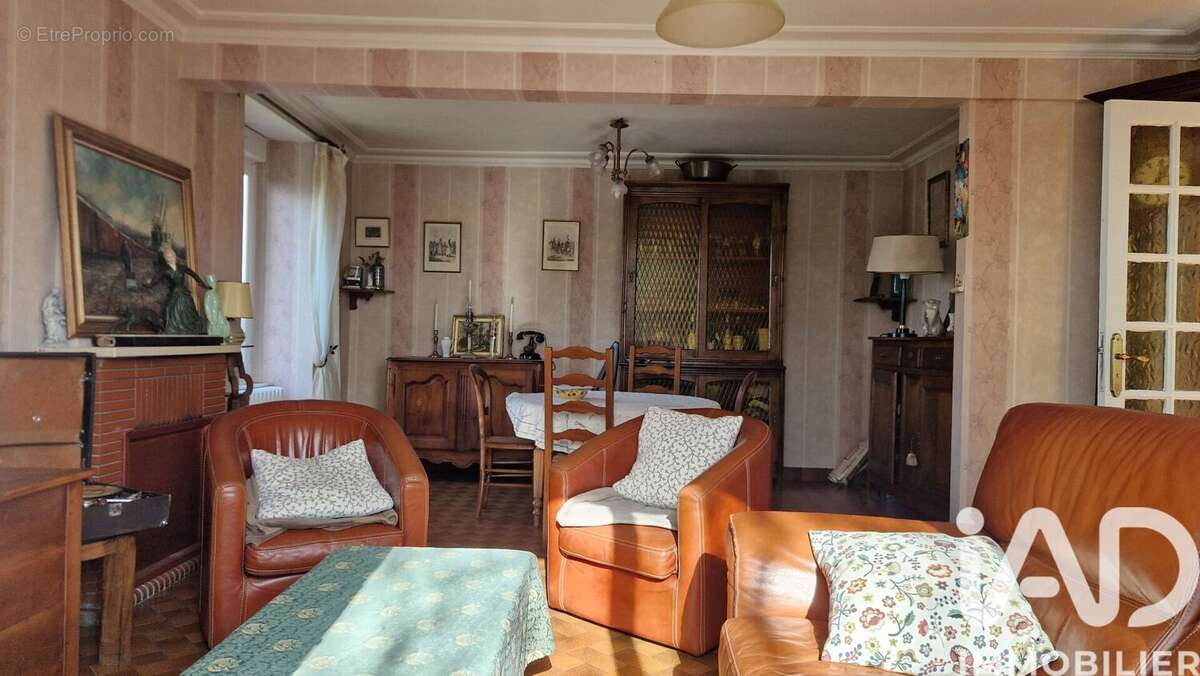 Photo 2 - Maison à PLOUGUENAST