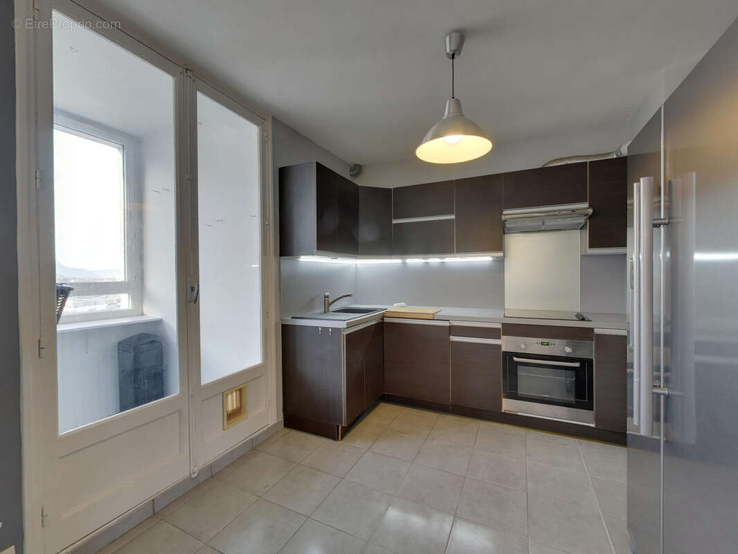 Appartement à ECHIROLLES