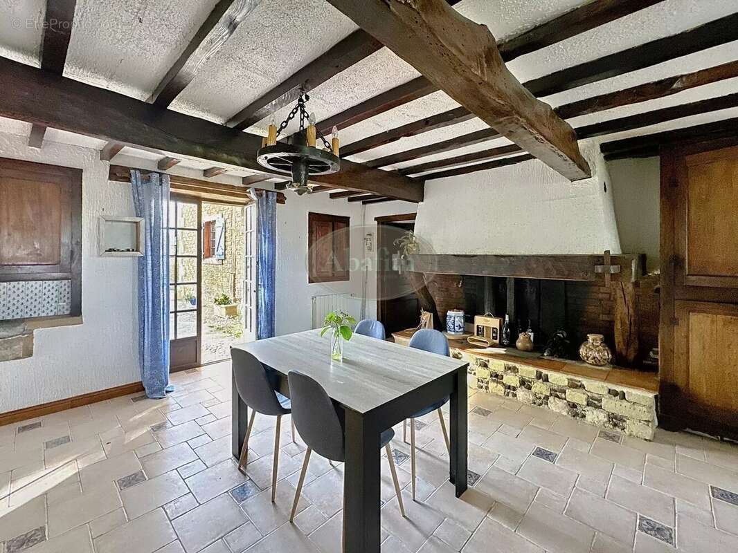 Maison à CASTELNAU-MAGNOAC