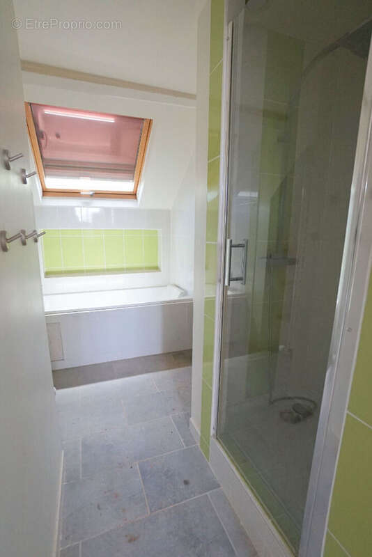 Maison à MEZIERES-SUR-SEINE