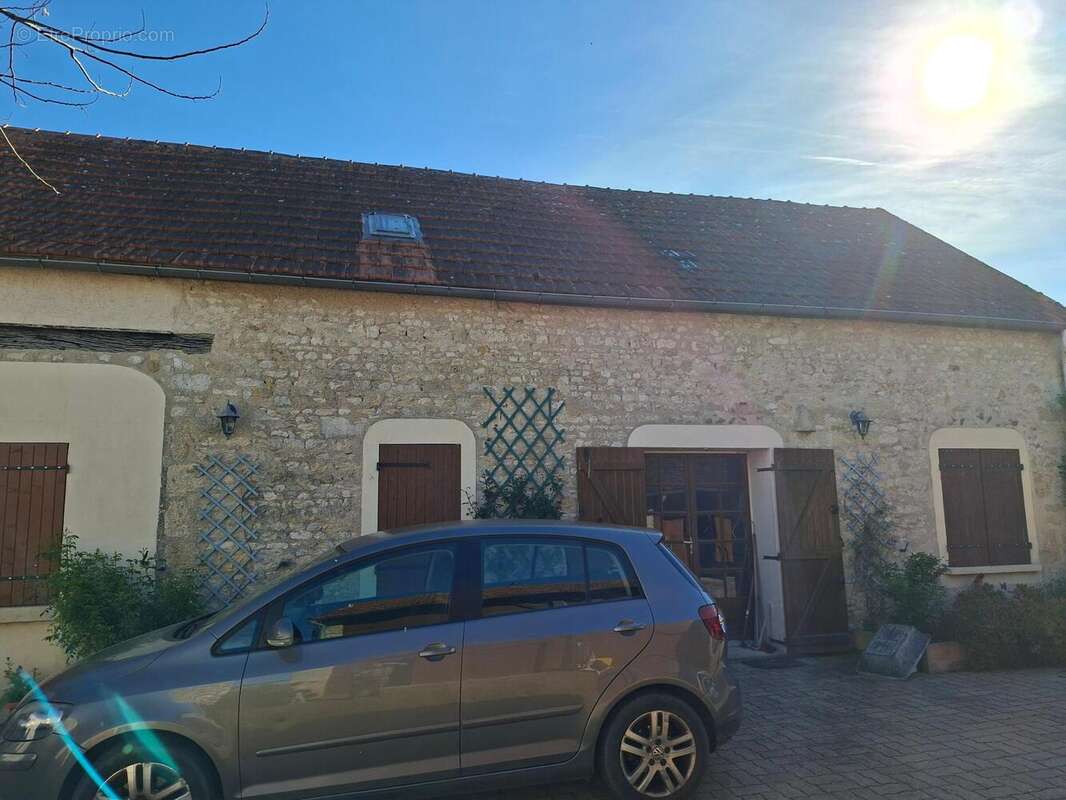 Photo 2 - Maison à BEAUNE-LA-ROLANDE