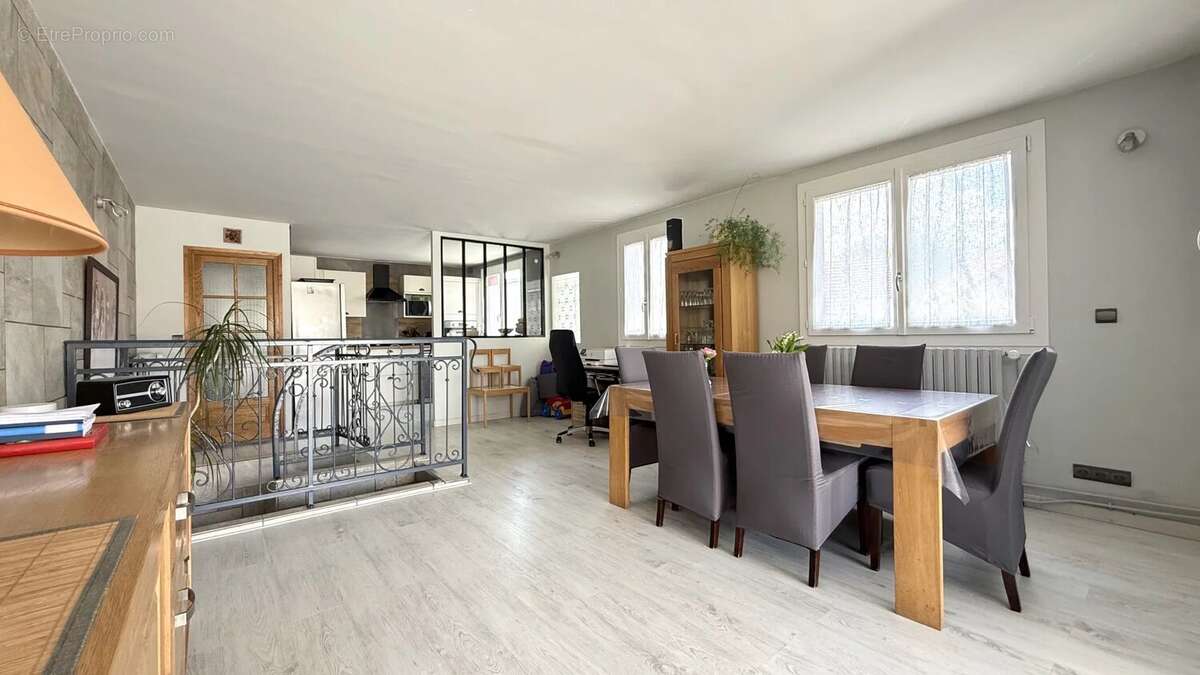 Appartement à DOMONT