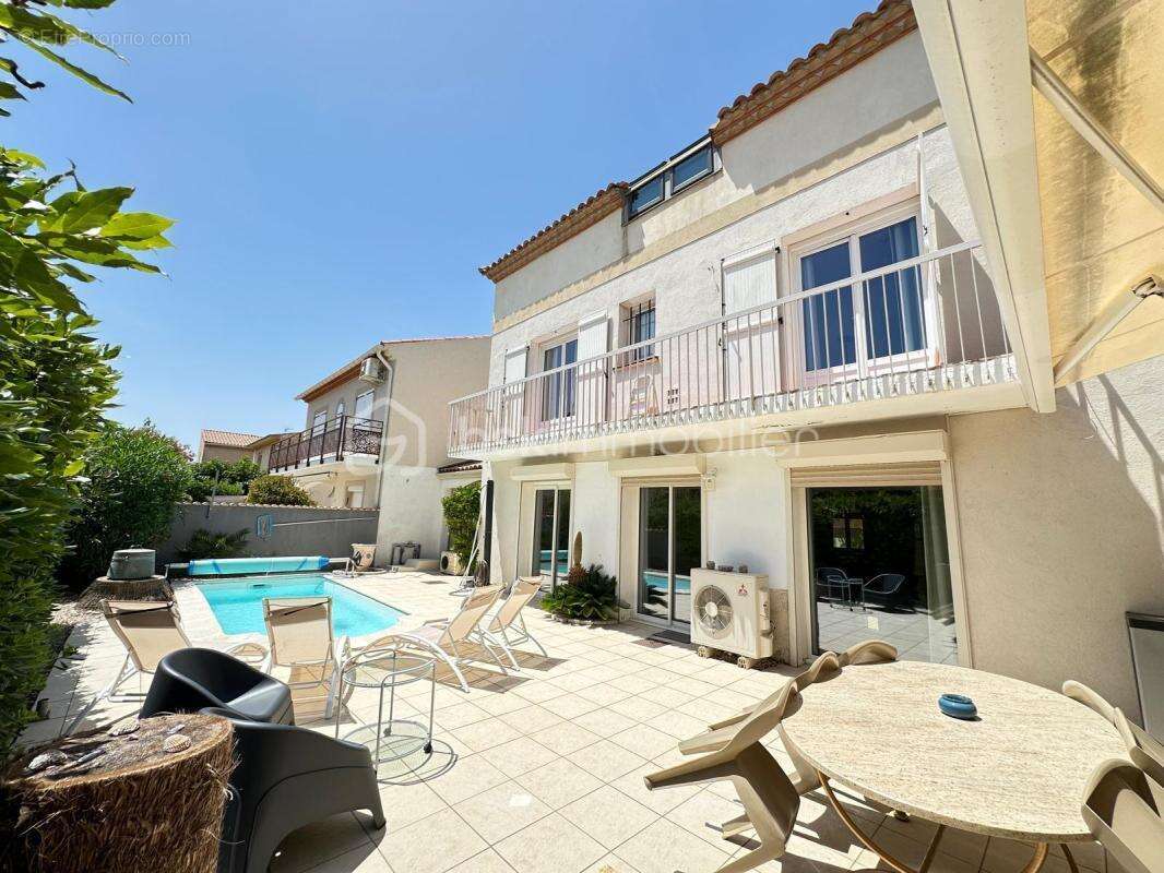 Valras-Plage – Superbe maison T6 de 190 m² avec piscine chauffée et garage sur terrain de 278 m2 - photo 2