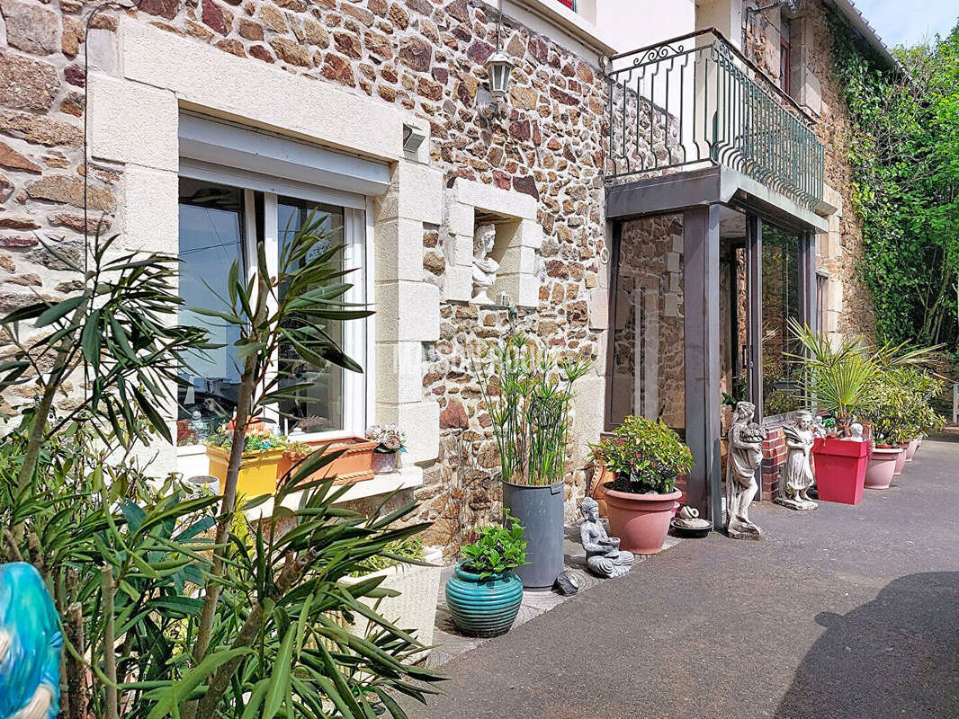 Maison Lamballe Armor 7 pièce(s) 135 m² - photo 2