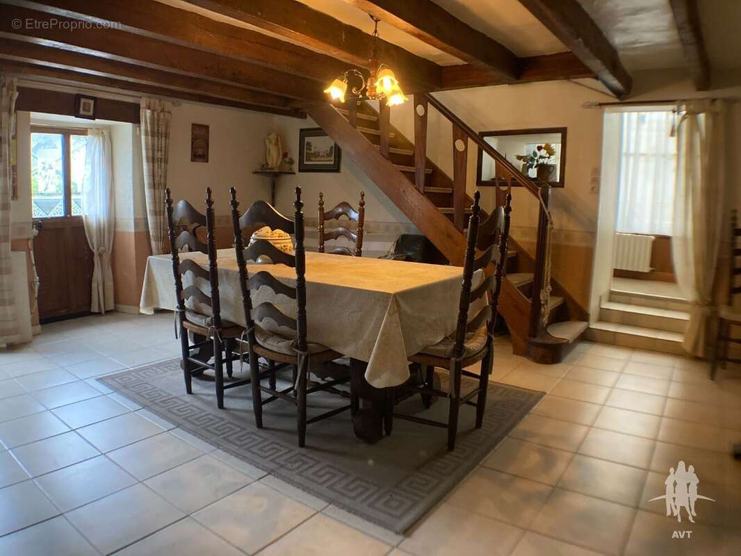 Maison à CHATILLON-SUR-INDRE