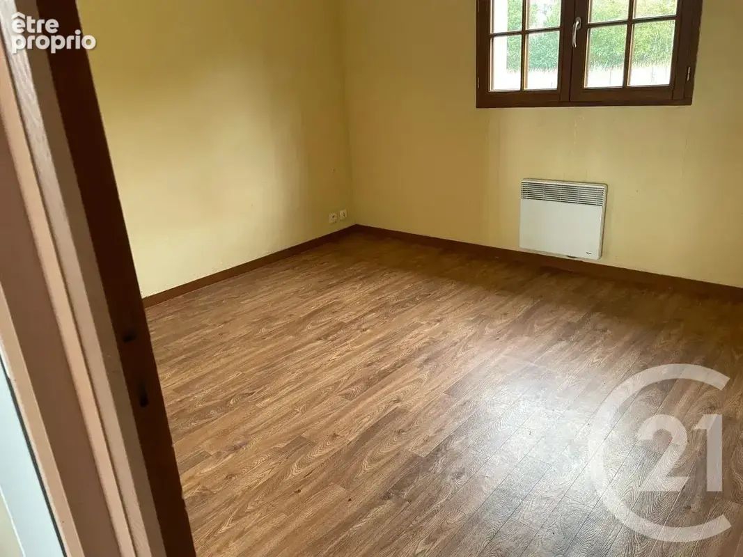 Maison 4 pièces 70 m² à vendre à Bernay (27300) - photo 7