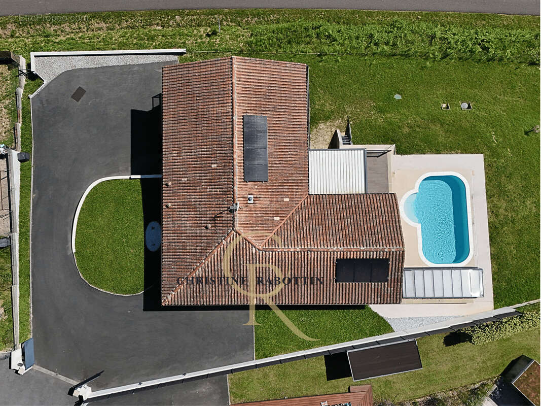 Maison à SAINT-MARTIN-DE-SEIGNANX