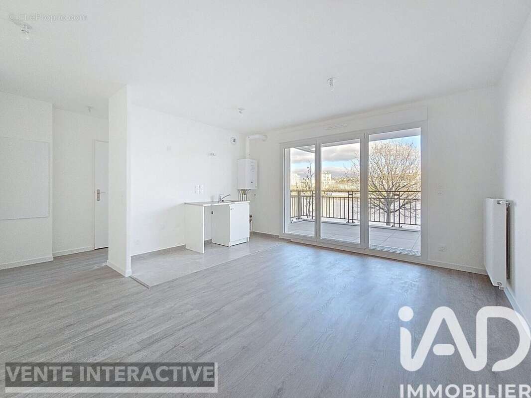 Photo 2 - Appartement à VILLENEUVE-LE-ROI