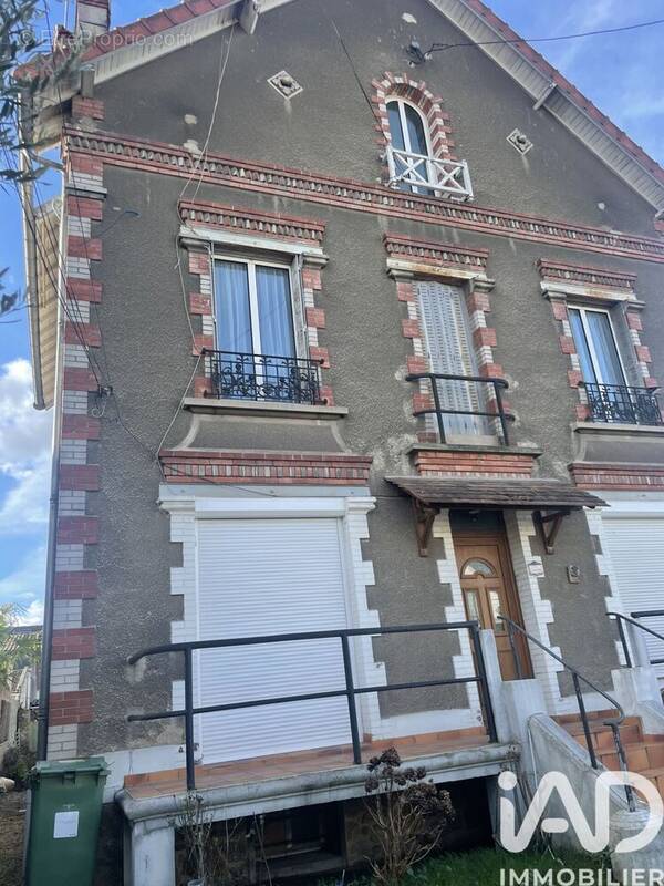 Photo 1 - Appartement à VILLENEUVE-LE-ROI
