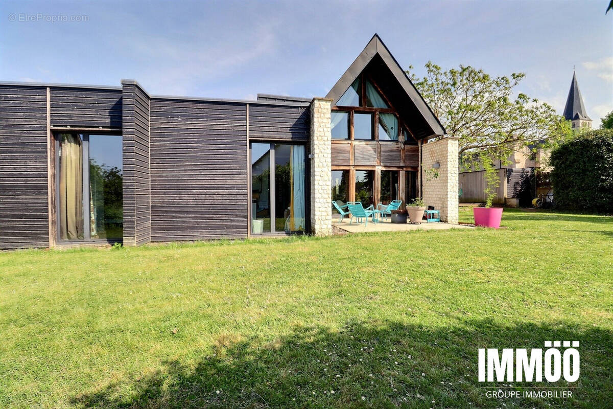 Maison à SAINT-MARTIN-DE-BOSCHERVILLE