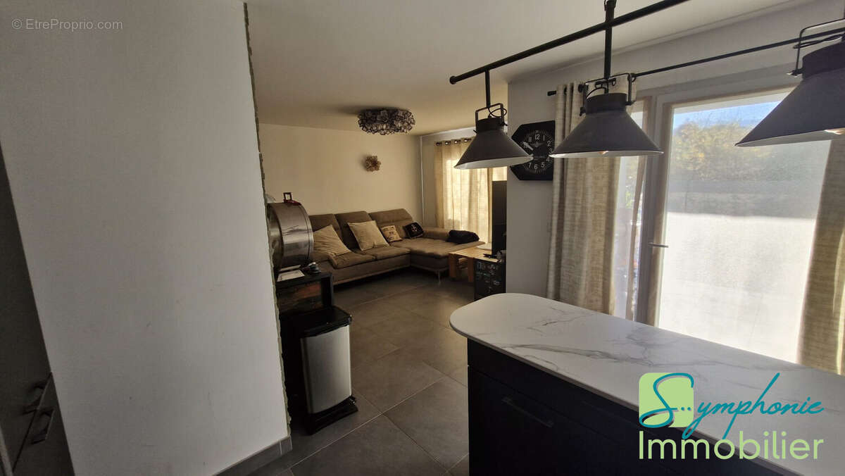 Appartement à LA RAVOIRE