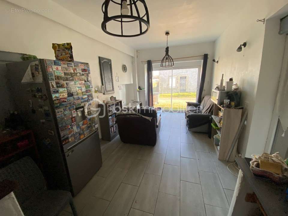 Maison à SAINT-MARTIN-DES-CHAMPS