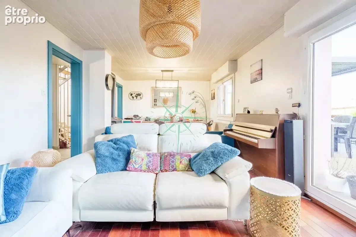À VENDRE - Maison 5 pièces - 110m2 - vue dégagée - photo 5