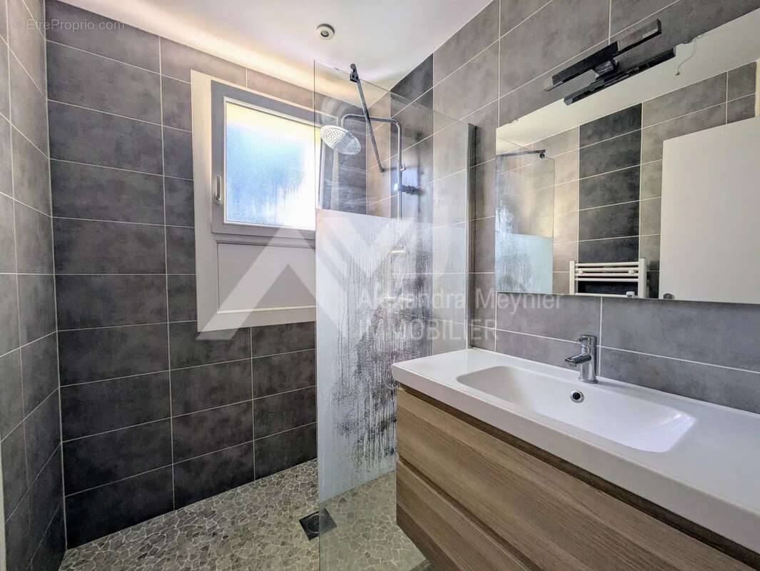 Appartement à VINAY