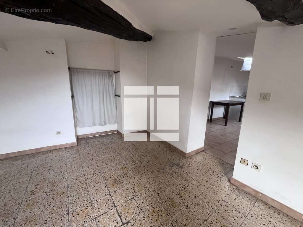 Bastia centre ville t2 mansardé - photo 8