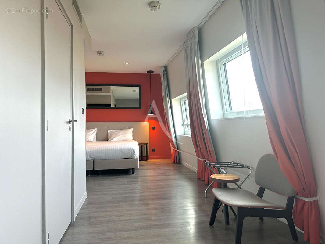 Appartement à PARIS-19E