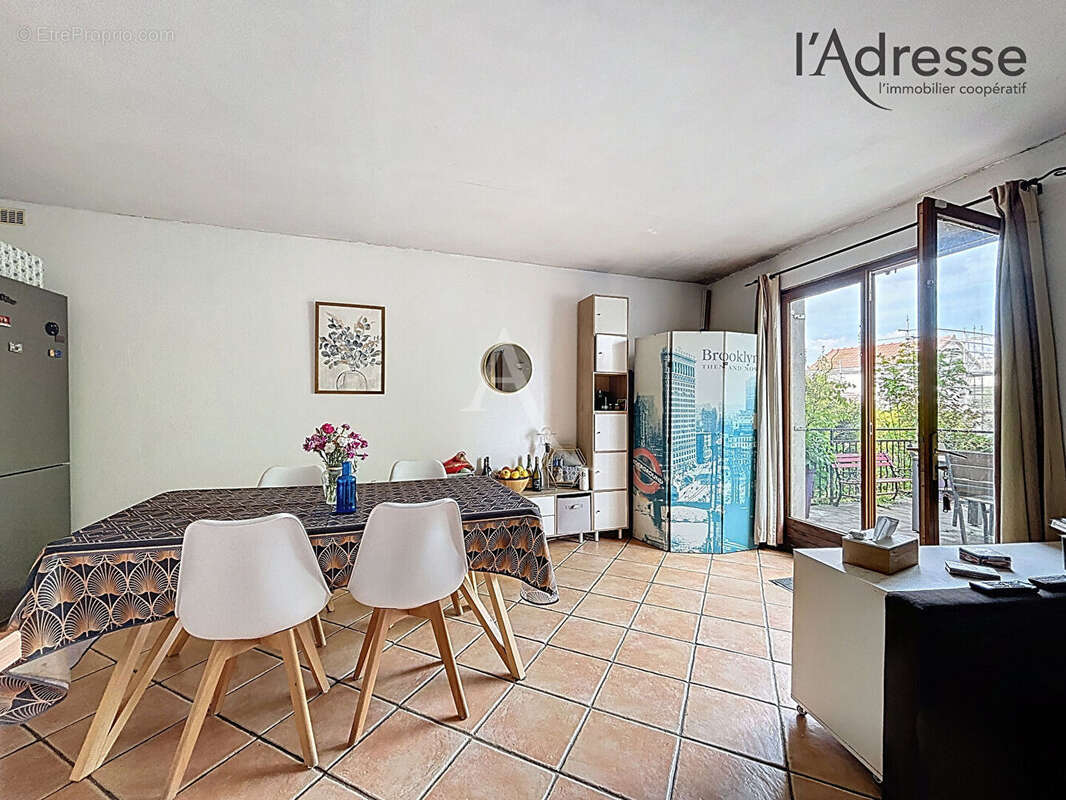 Suresnes Liberté - Maison 3 pièces de 74m² avec terrain de 92m² - photo 3