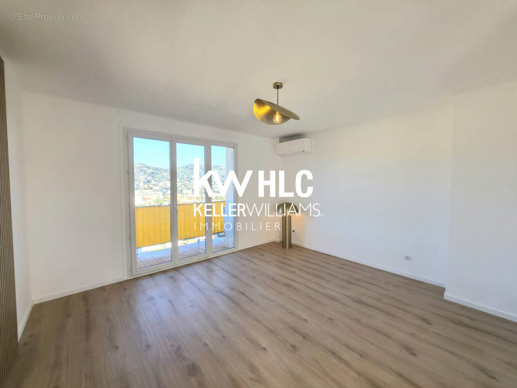 Appartement à LE CANNET