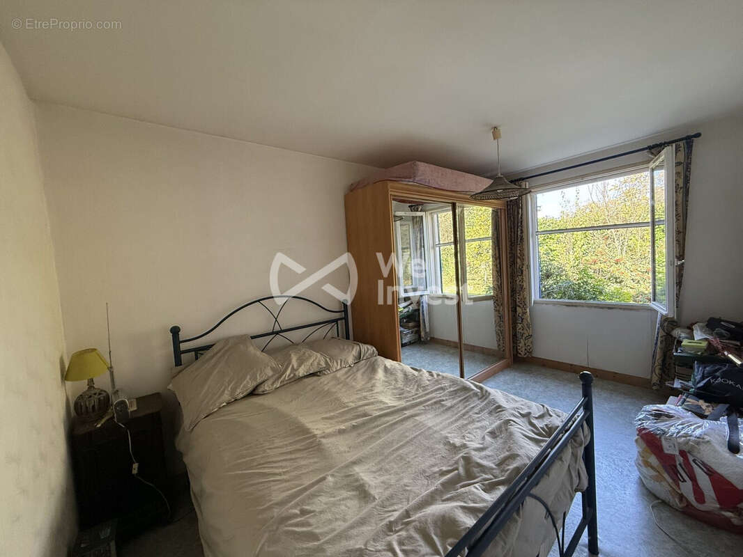 Maison à LABRUGUIERE