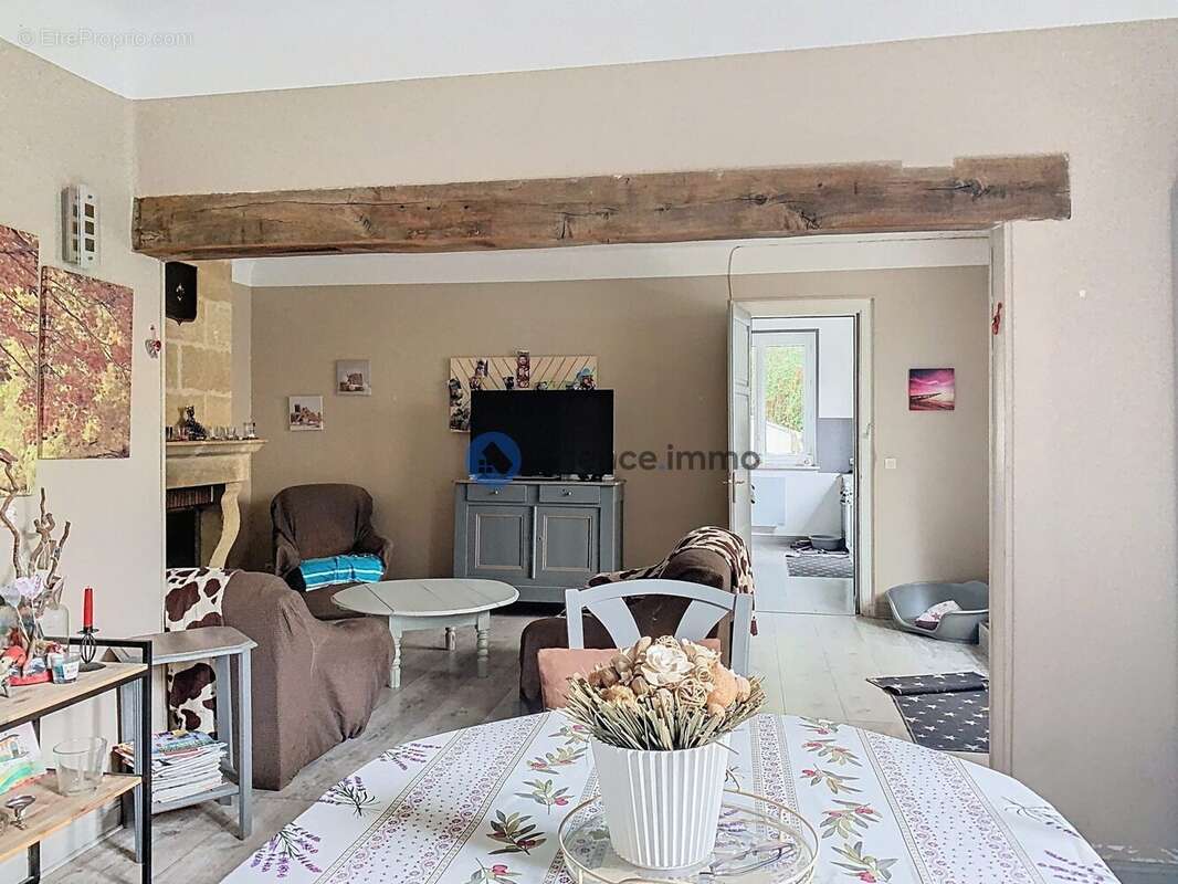 Maison à CHATEAU-LA-VALLIERE