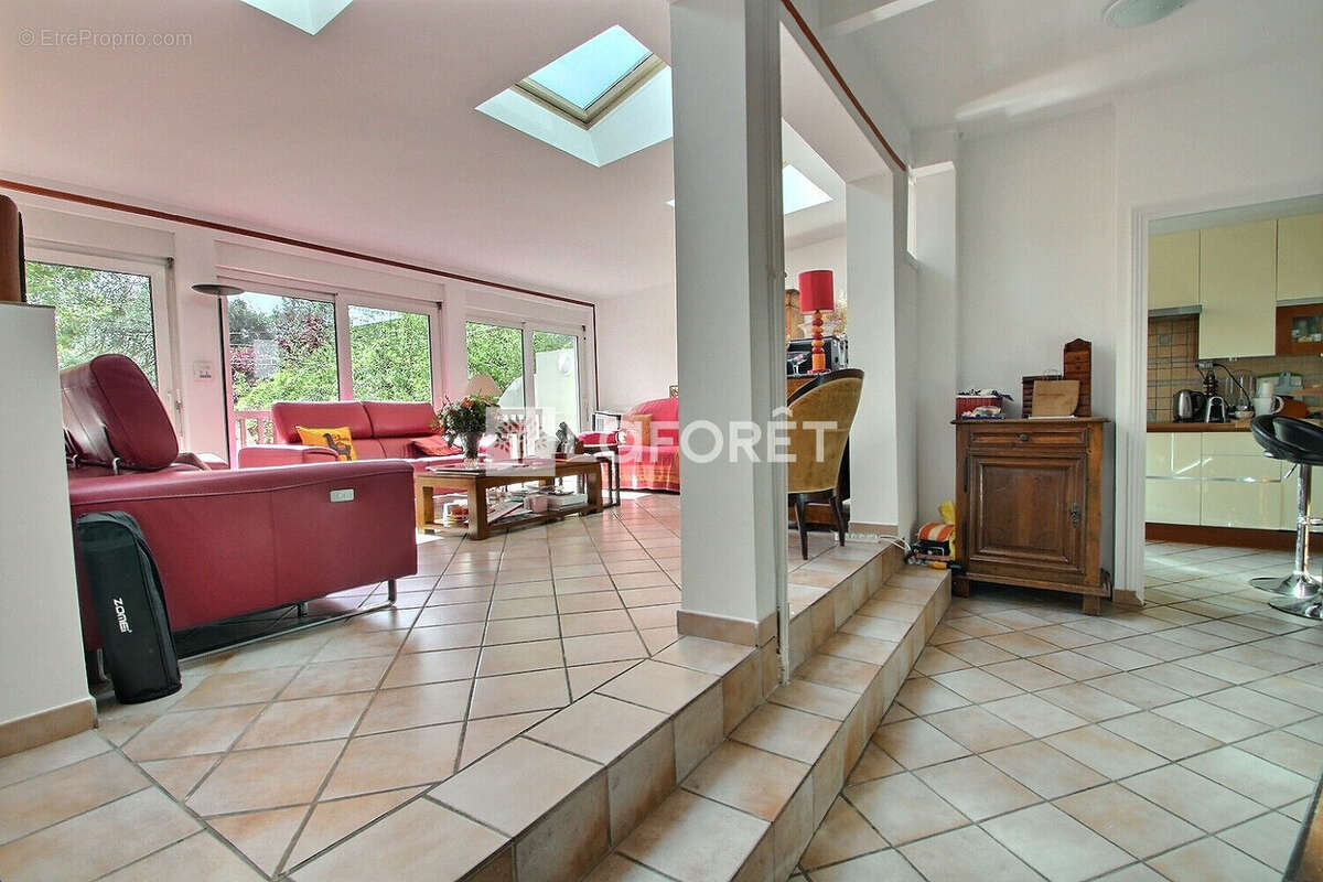 Maison à NANTERRE