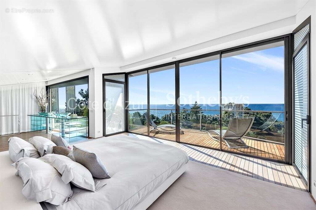 Maison à ROQUEBRUNE-CAP-MARTIN