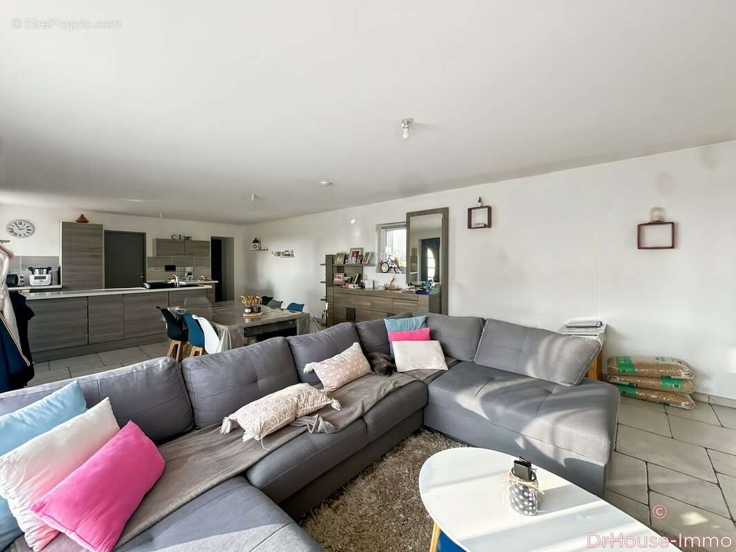 Maison à MAROLLES-LES-BRAULTS