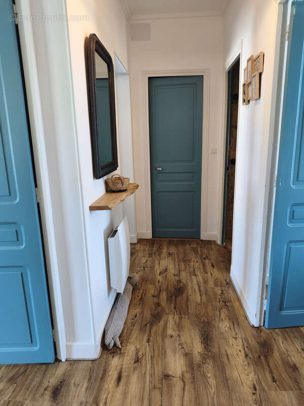 Splendide T2 de 49 m2 entièrement rénové et bien situé - photo 15