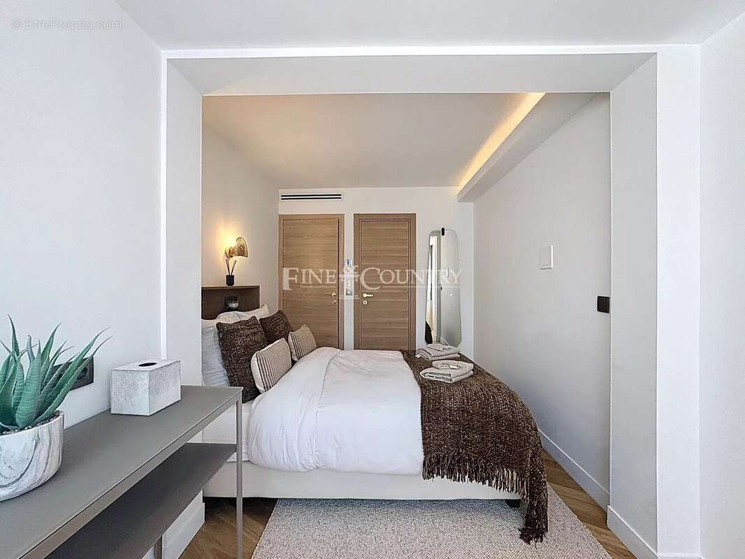 Appartement 4 pièces cannes - pointe croisette - photo 16