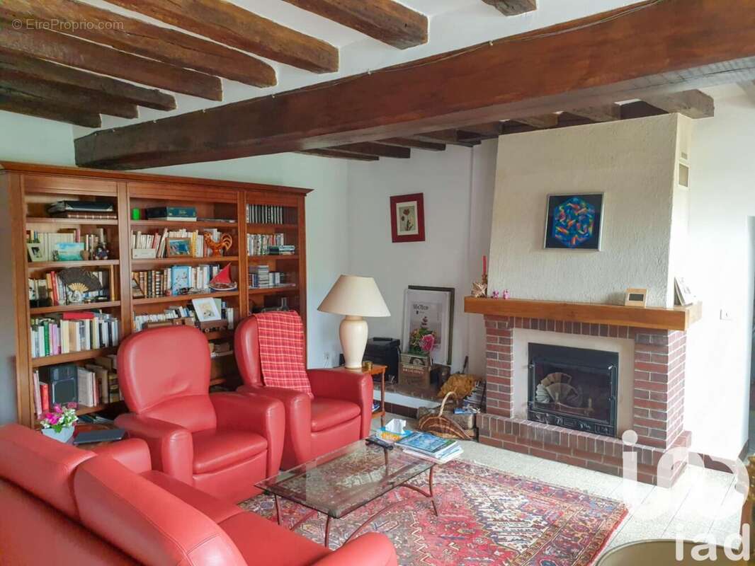 Photo 2 - Maison à LES ORMES