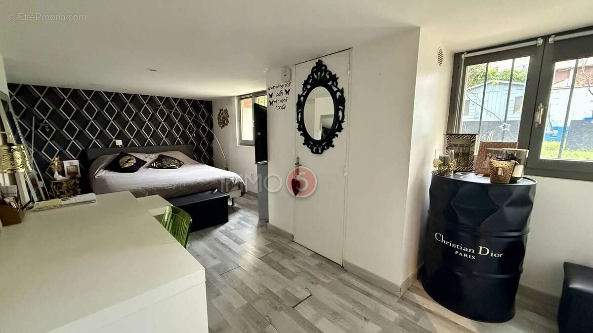 Maison à VILLEMOMBLE