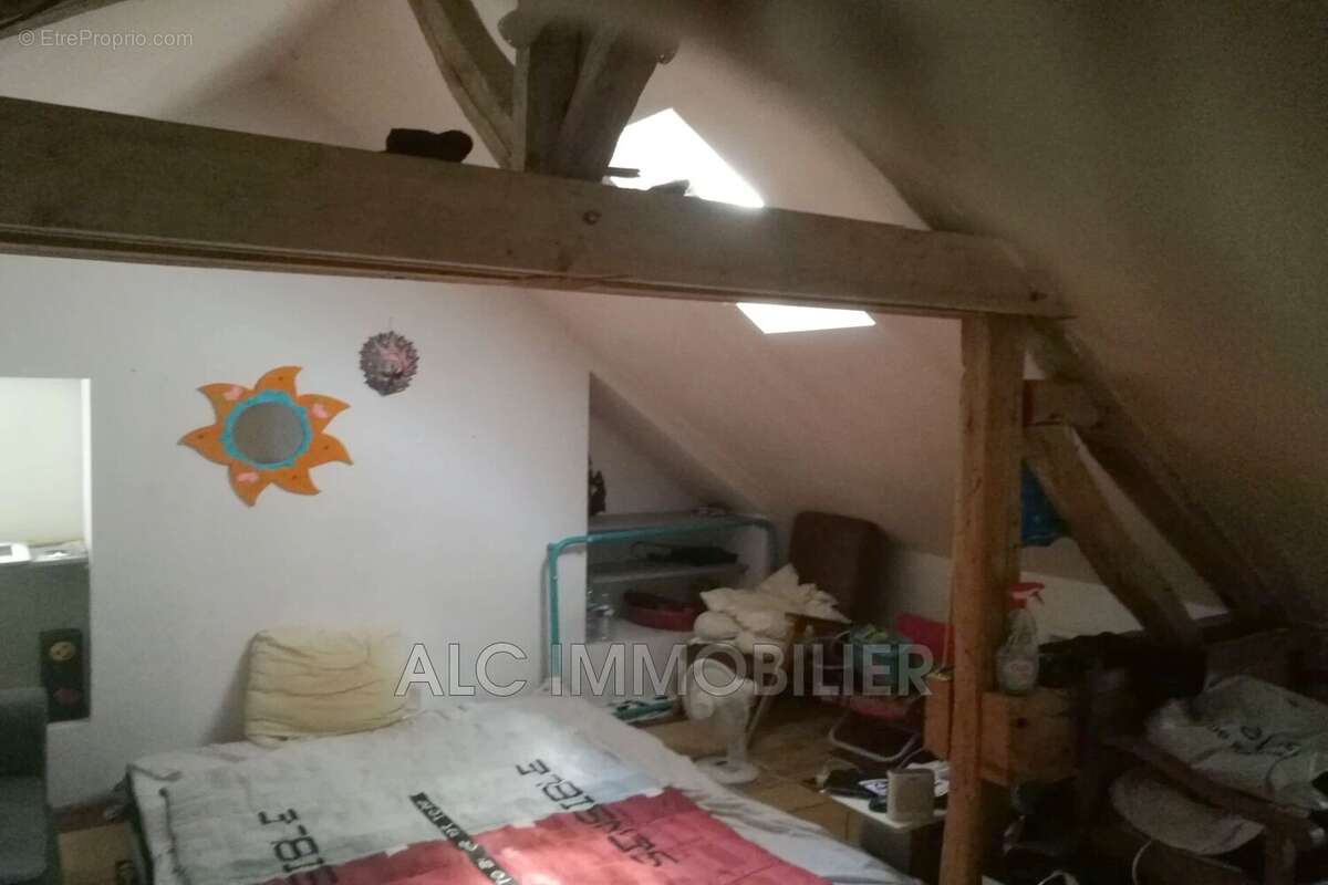 Maison 103 m² à Gesnes-Le-Gandelin  - photo 5