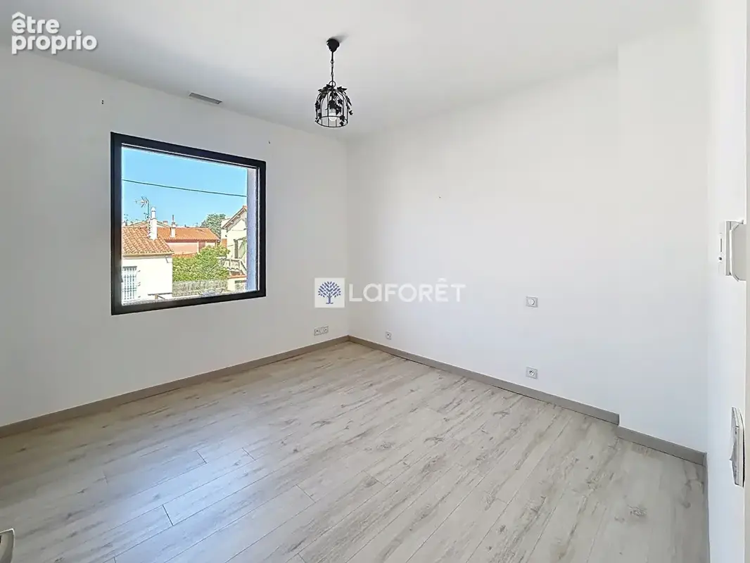 Perpignan Maison contemporaine  -147 m² - 4 faces - Terrain traversant de 500 m² - photo 9