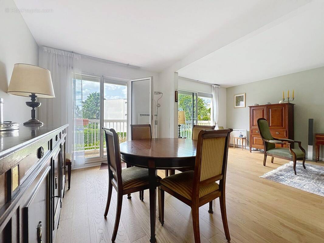 Appartement à GARCHES